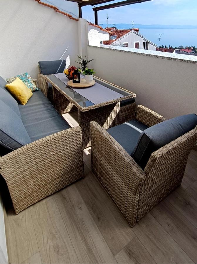 Apartman Leona Lovran Exterior photo